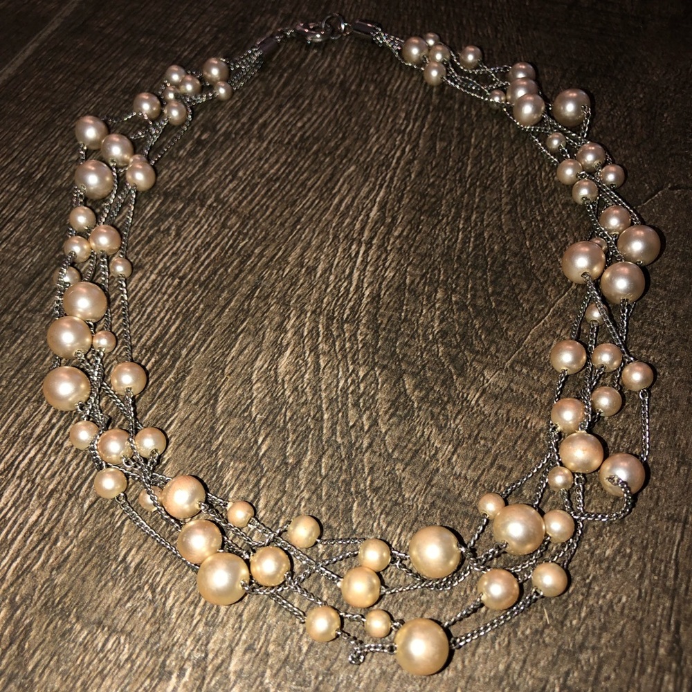 16” faux pearl necklace - Picture 1 of 2